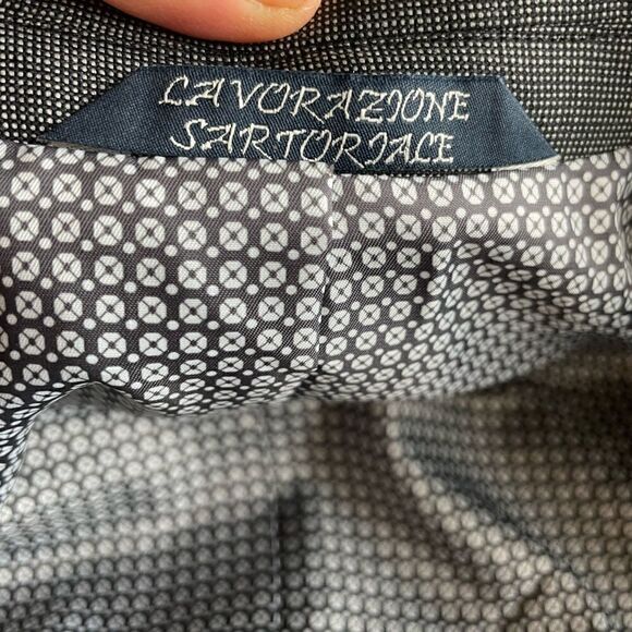 ZANETTI Slim Fit Two-button Suit Size 32R - Picture 4 of 10